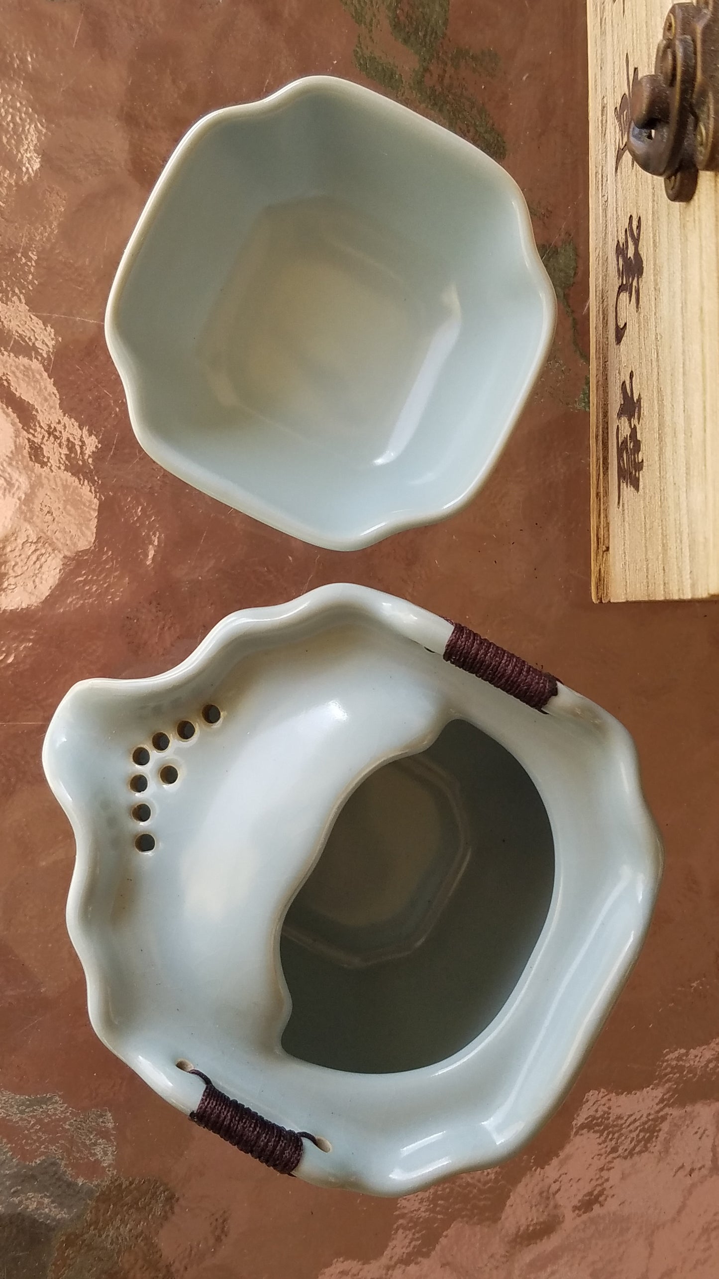 Ru Kiln Ceramic Gaiwan and Cup - Wooden Travel Box